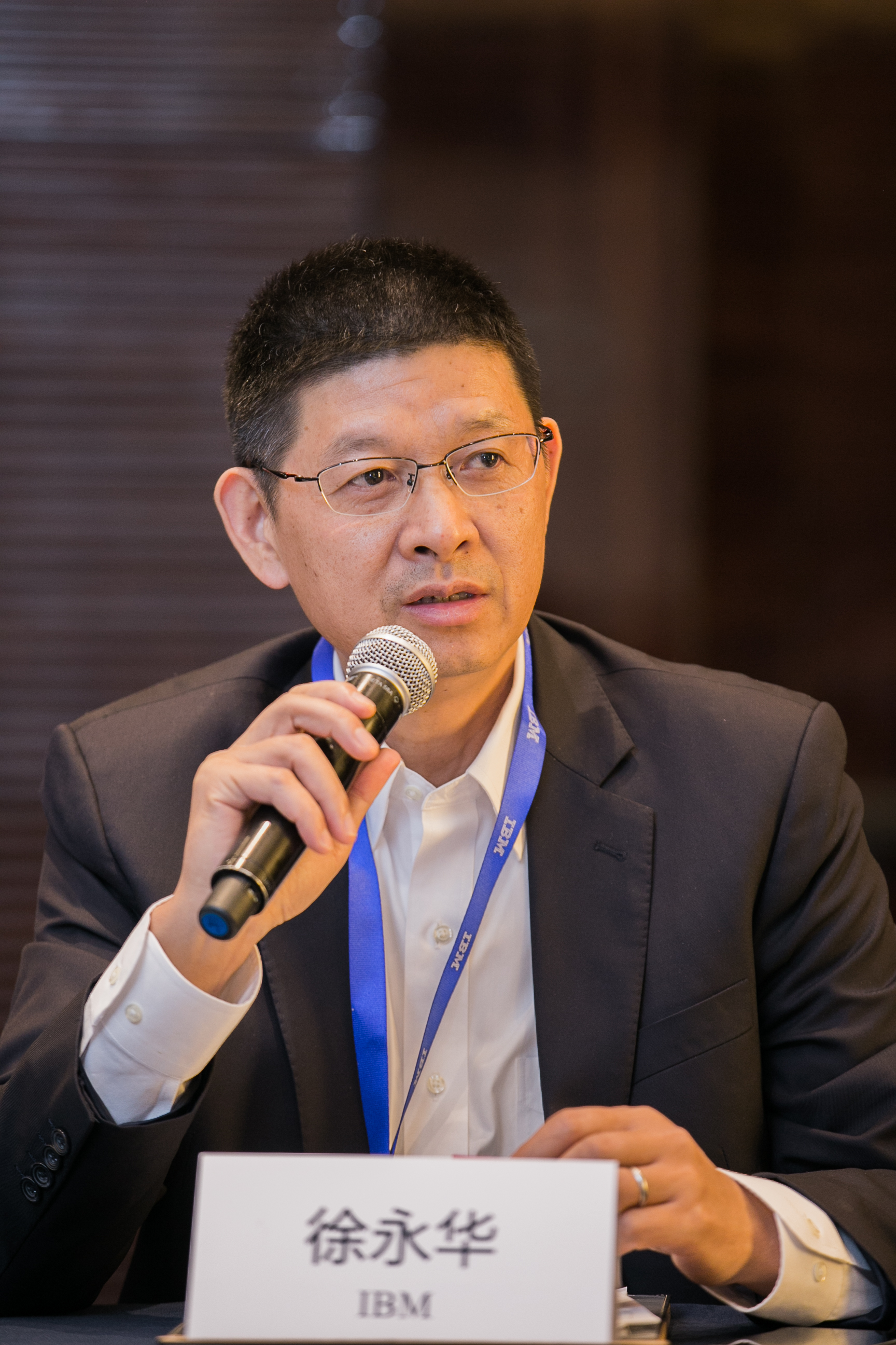 传统商学院,ibm咨询商业模式