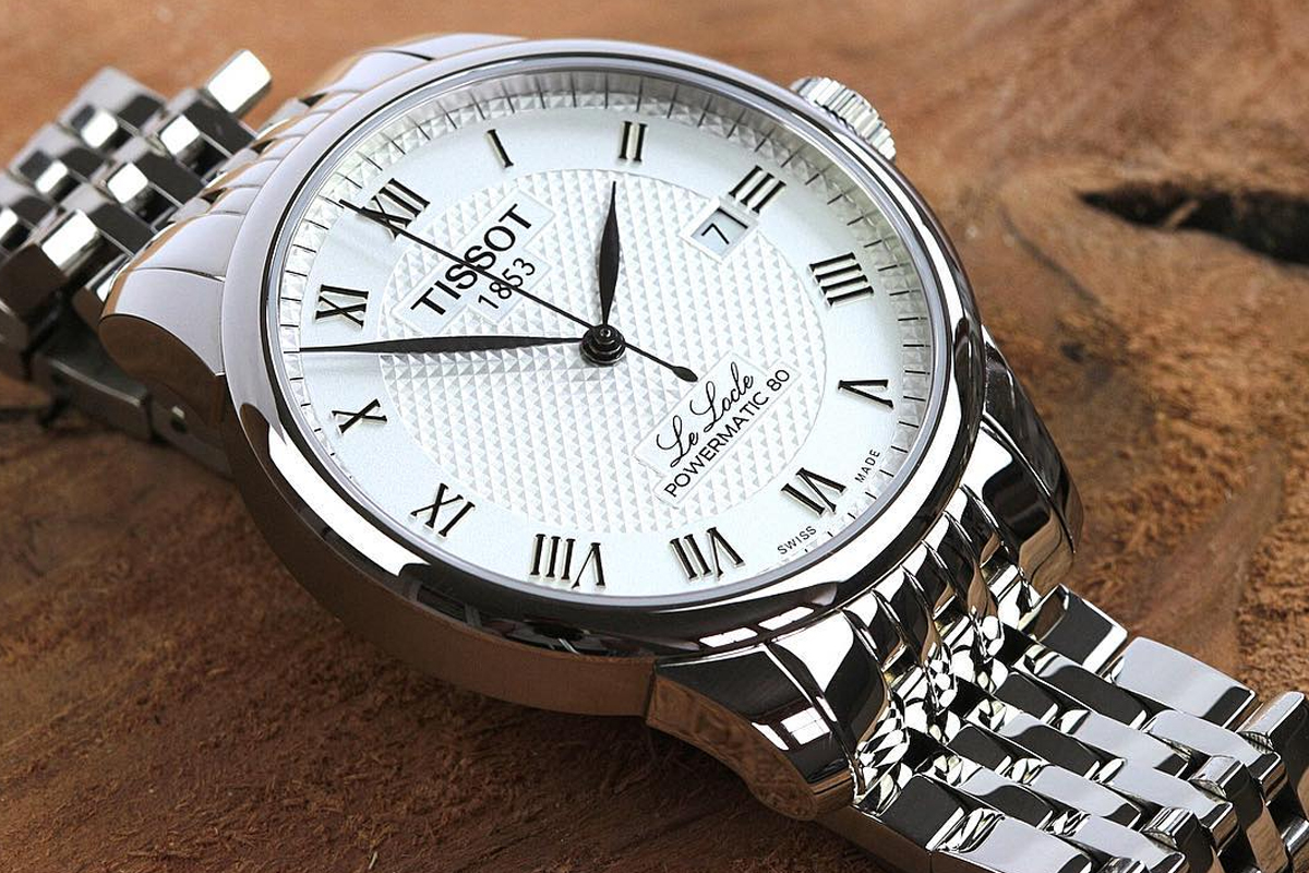 真假腕表的四大鉴定方法，从此告别“表壳厂陷阱”