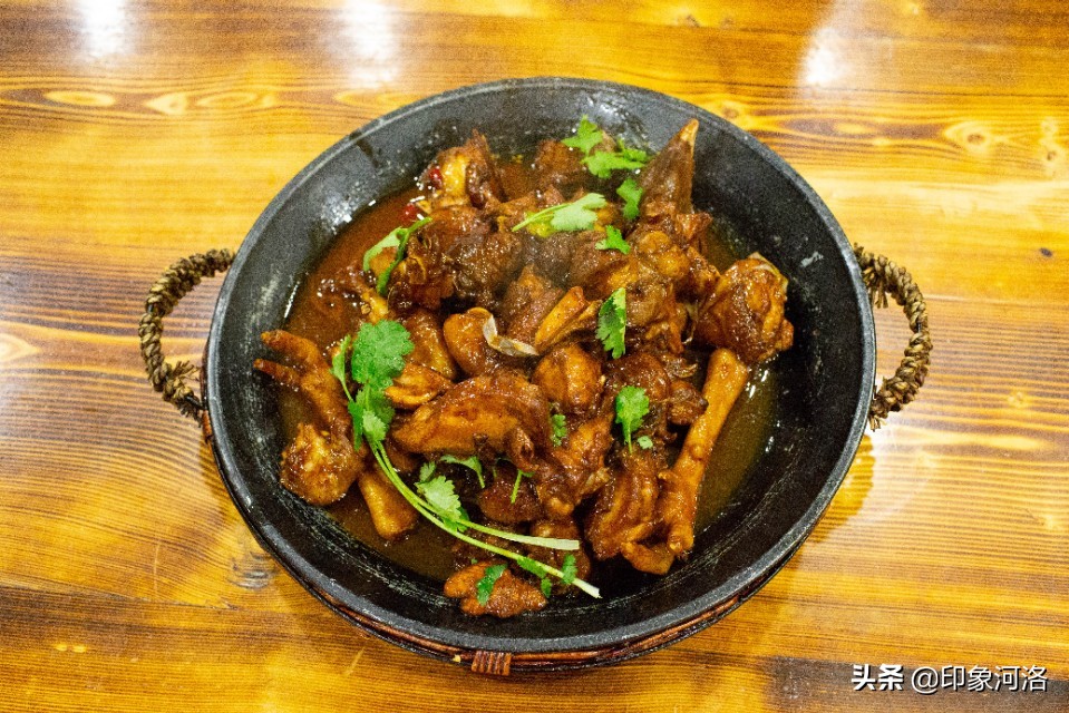 你吃过柴火饭吗,你吃过真正的柴火饭吗