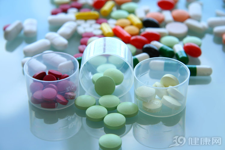 痛风风湿自愈的最简单方法,痛风引起的关节炎怎么止痛