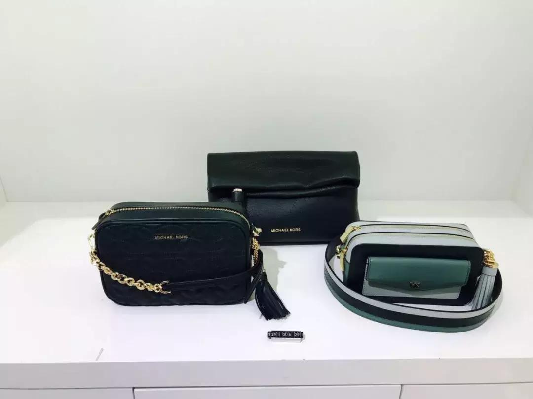 正品mk包包一般价格最新款,免税店mk的包包价格