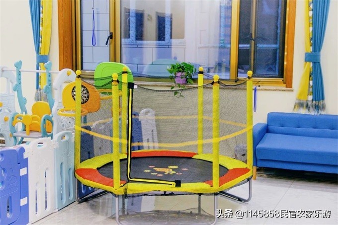 北京延庆海棠阁民宿,延庆龙庆峡冰灯附近民宿