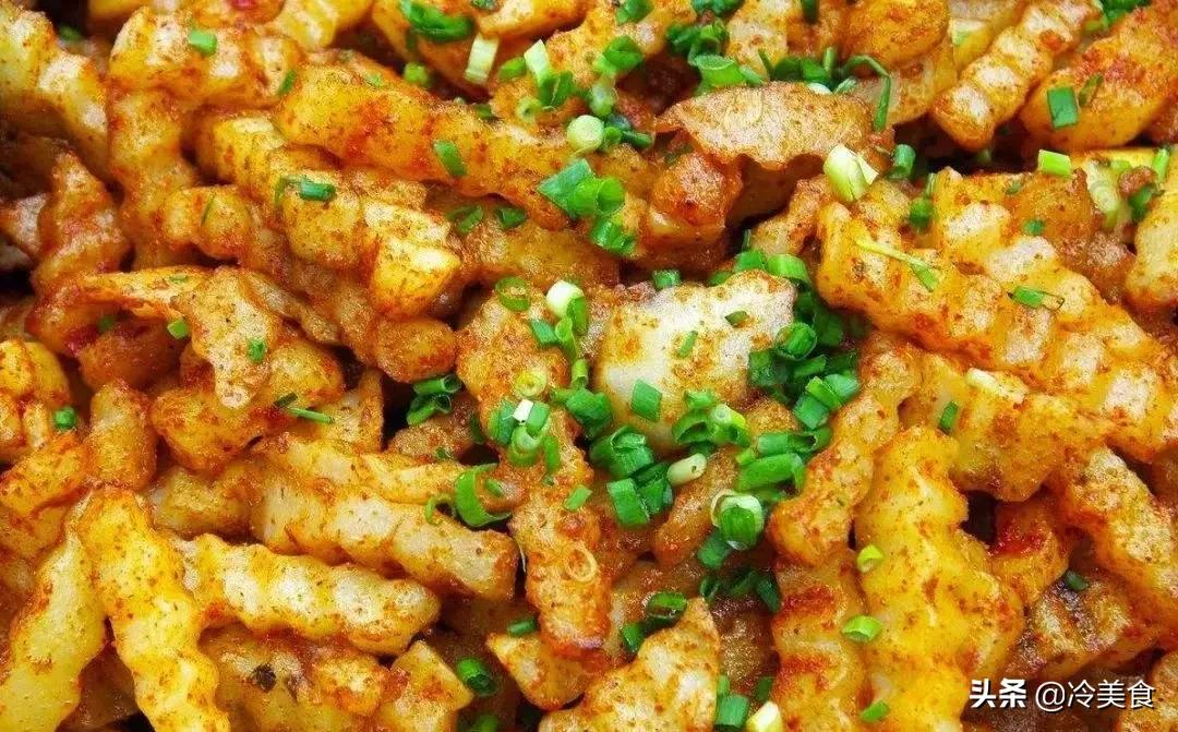 地摊经济火爆你适合卖什么,地摊经济火爆的小吃有哪些