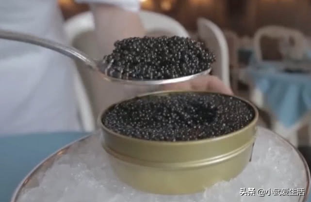 最便宜又好吃的鱼子酱,当地最出名的就是各种鱼子酱