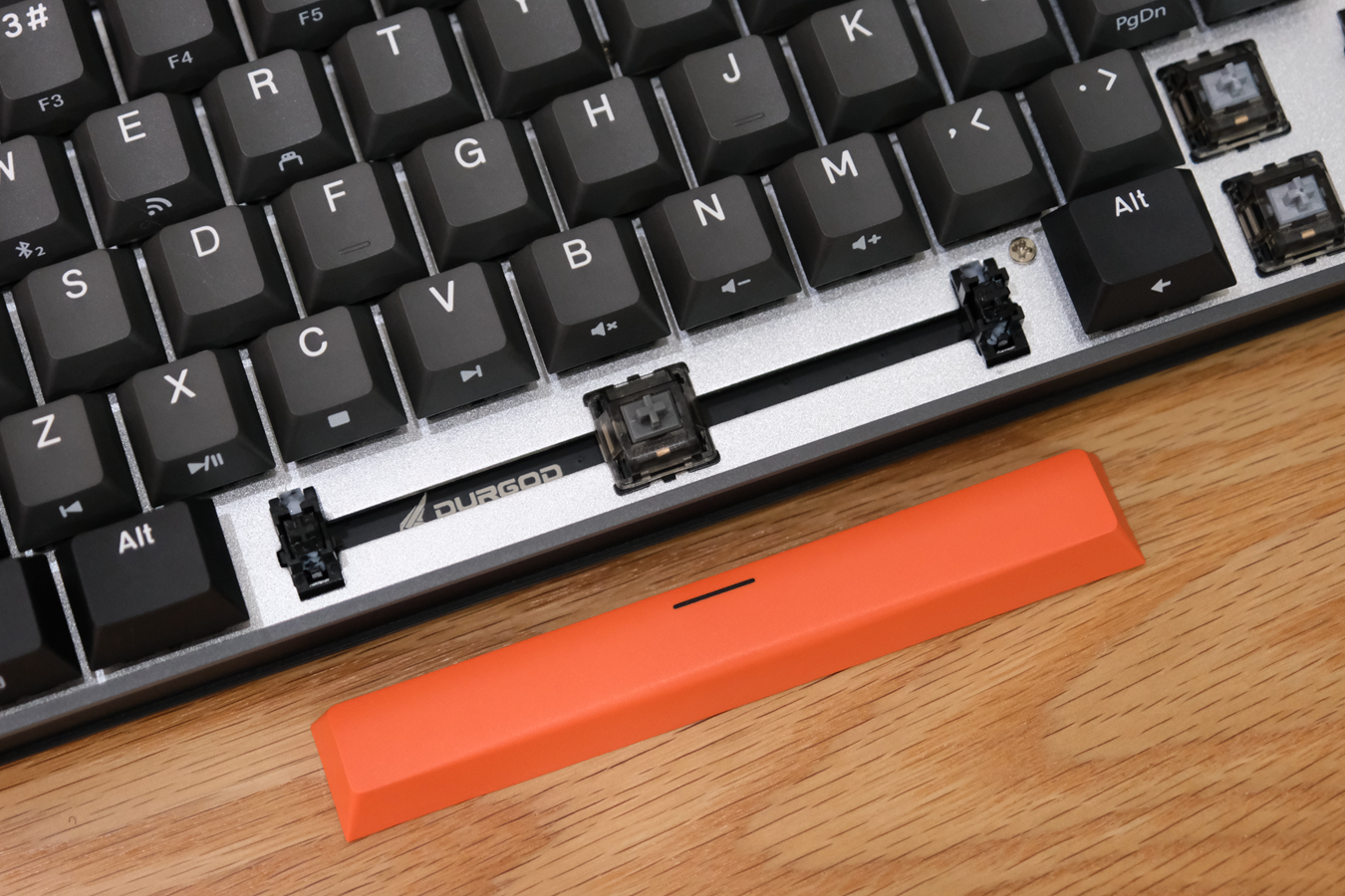 杜伽键盘k330w开箱,机械革命k330键盘