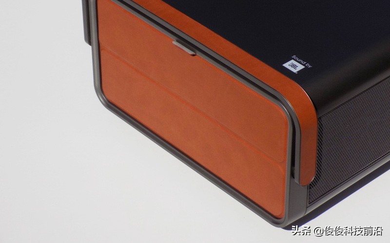 4k巨幕客厅时代专业级家庭影院,4k超清巨幕影院是大屏幕吗