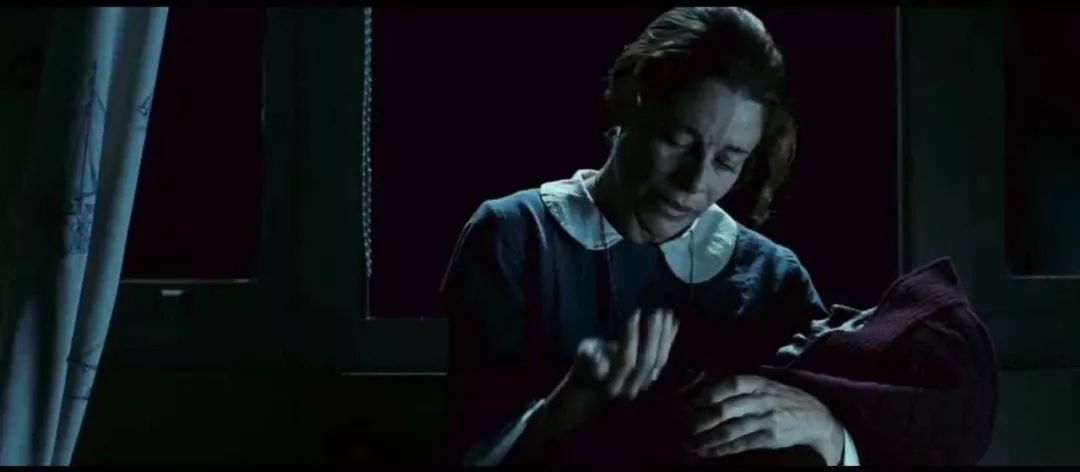 为了儿子放弃自己一生视频,一部非常感人的恐怖片