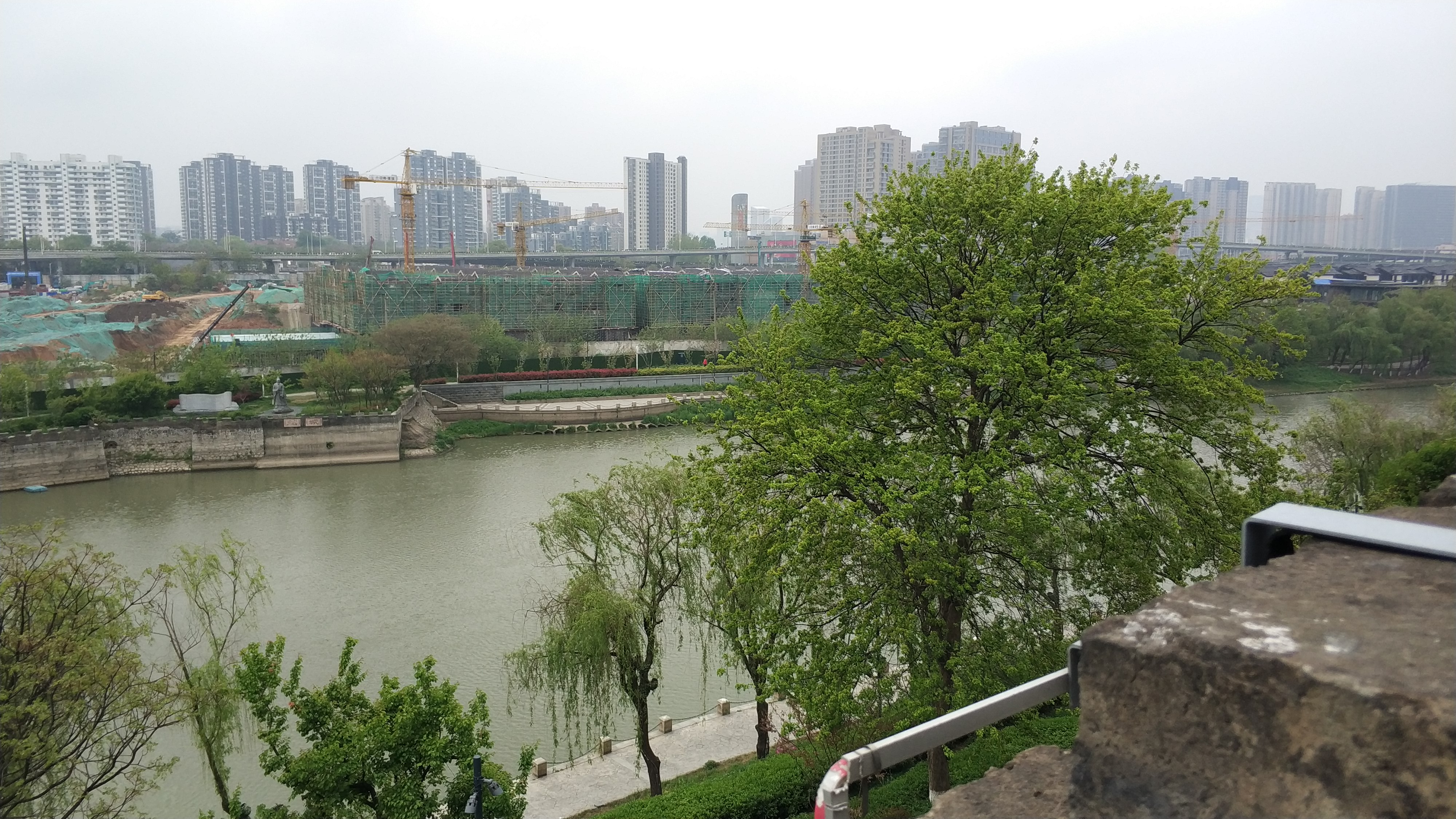 登金陵凤凰台李白其中有名的句子,登金陵凤凰台含着李白独特的句子