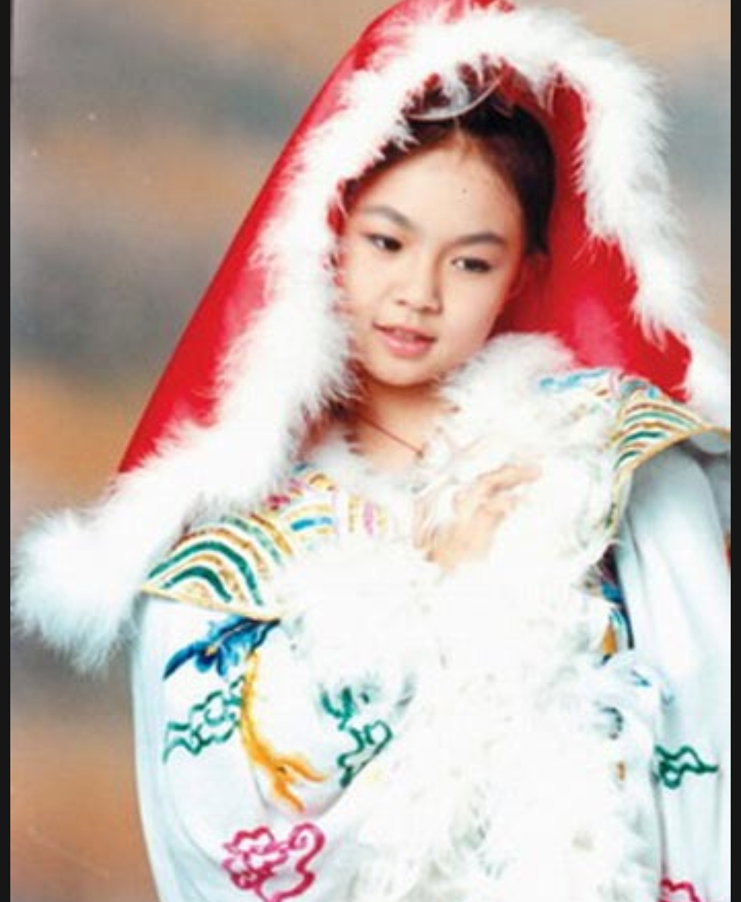 卓依婷唱的爱情总在幻灭时最美,卓依婷经典老歌爱情总在幻灭时