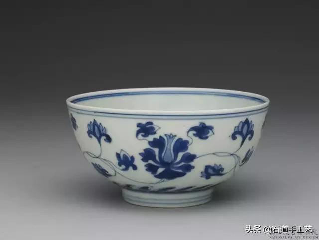 整套青花瓷器超大件,各个时期的青花瓷器特征