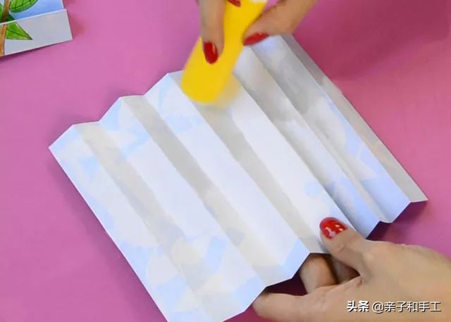 创意手工折纸挂起来装饰,手工折纸创意垃圾桶照片