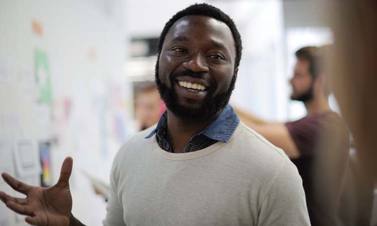 下属单位犯错大领导公开批评,下属犯错如何对待下属并面对上司