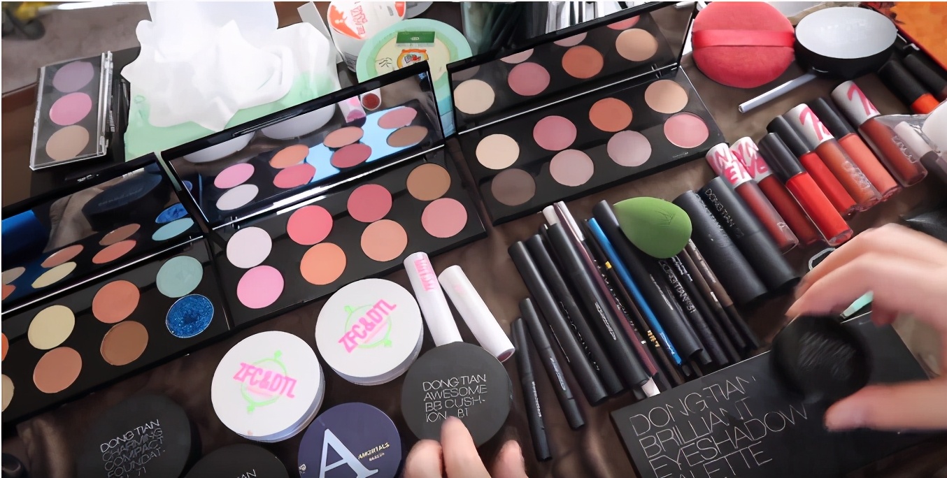 李东田甜酷妆,李东田美妆技巧