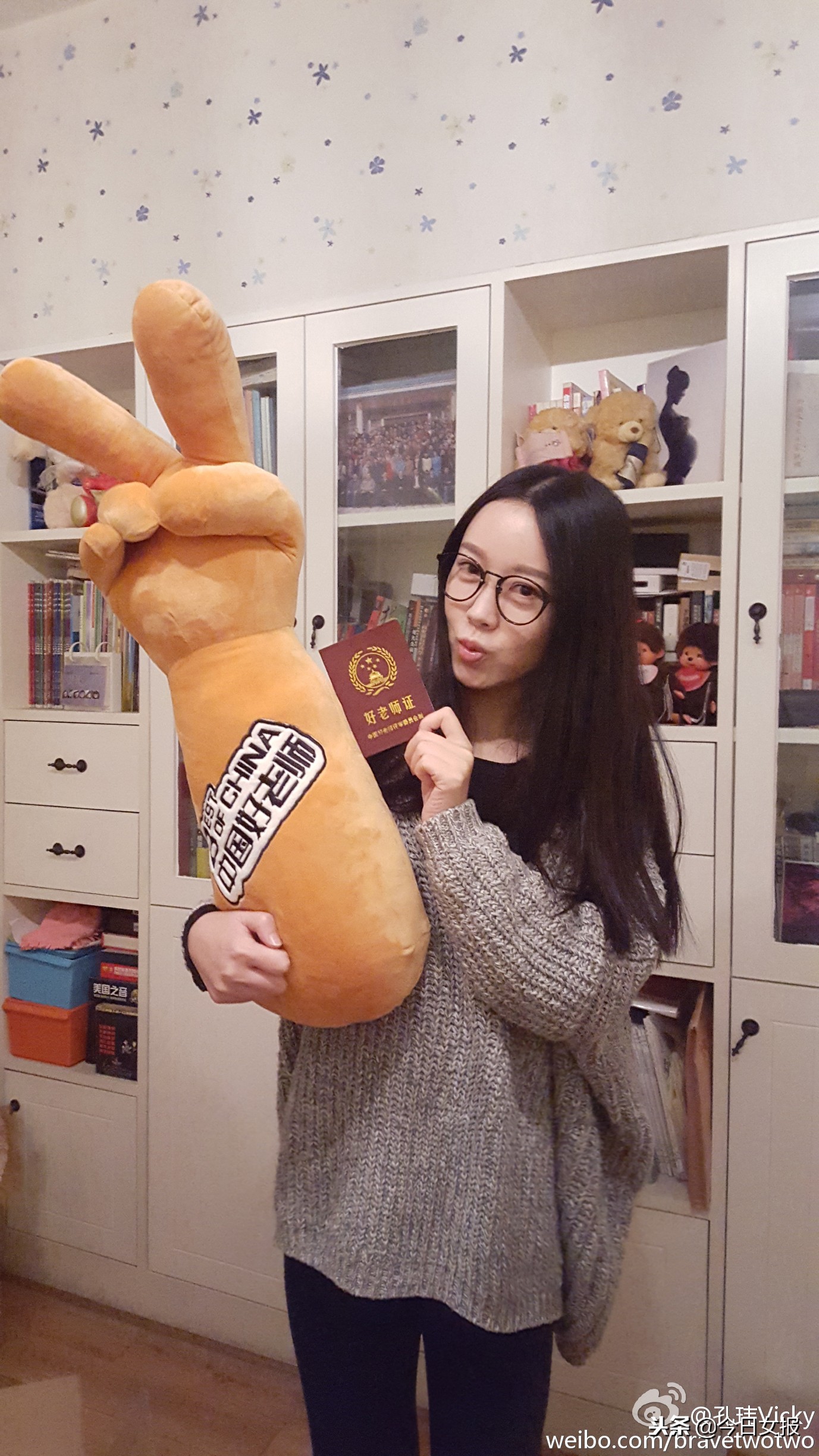 明明可以靠颜值偏要靠才华图片,明明可以靠脸非得靠才华的女生