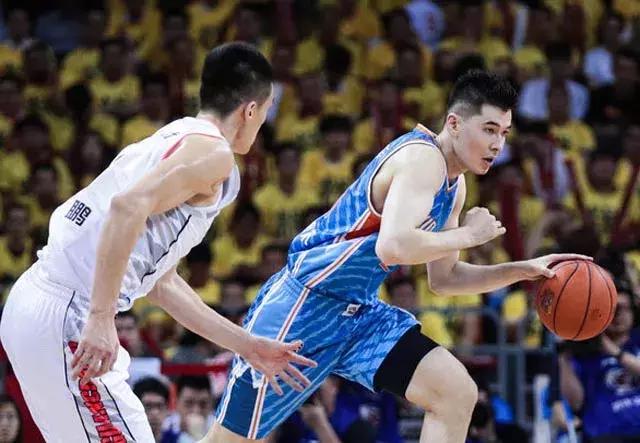 新疆男篮新赛季输给了哪些球队,新疆男篮杜锋为什么输球