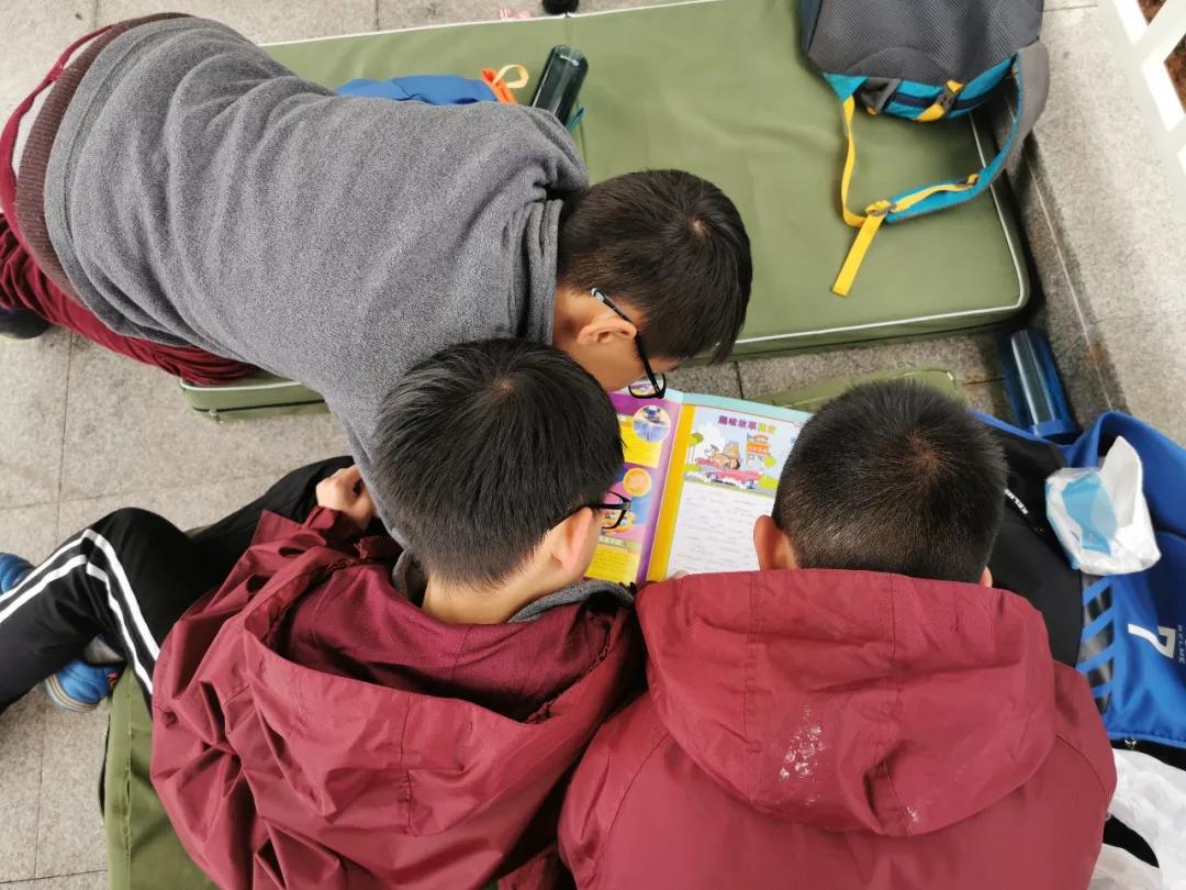 天府新区华阳中学足球比赛,四川成都华阳实验小学足球比赛