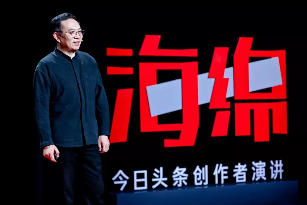 万物皆可supreme不知道该说什么,万物皆可supreme怎么火的