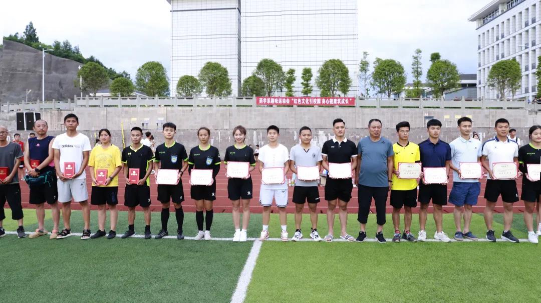 达州周末业余足球比赛,达州体育馆足球比赛