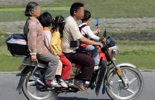 12岁女孩偷奶奶存款,12岁女孩偷奶奶3万