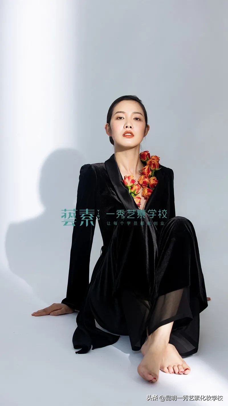 昆明口碑最好的化妆学校,云南昆明学化妆