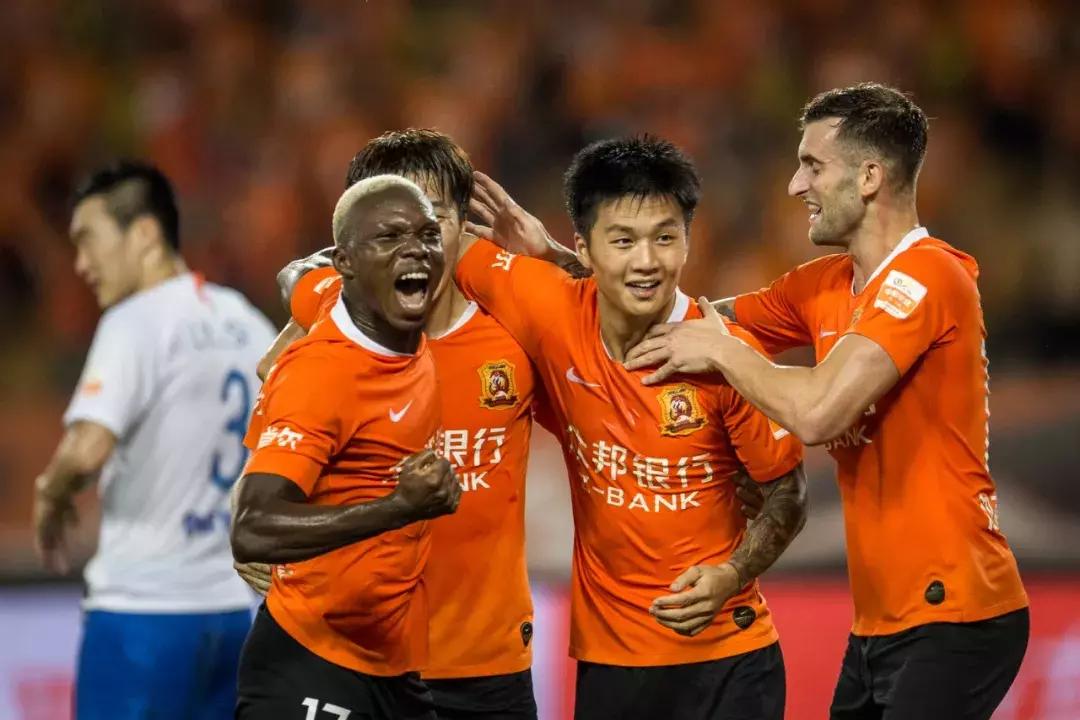 武汉卓尔4比3逆转广州富力,武汉卓尔赢球