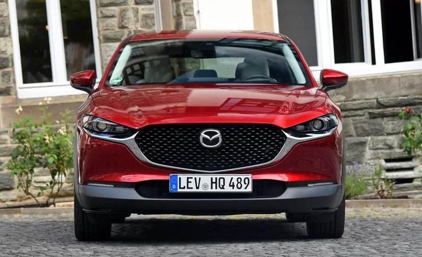 黑车不黑马自达的前一句是什么,黑车不黑马自达啥意思