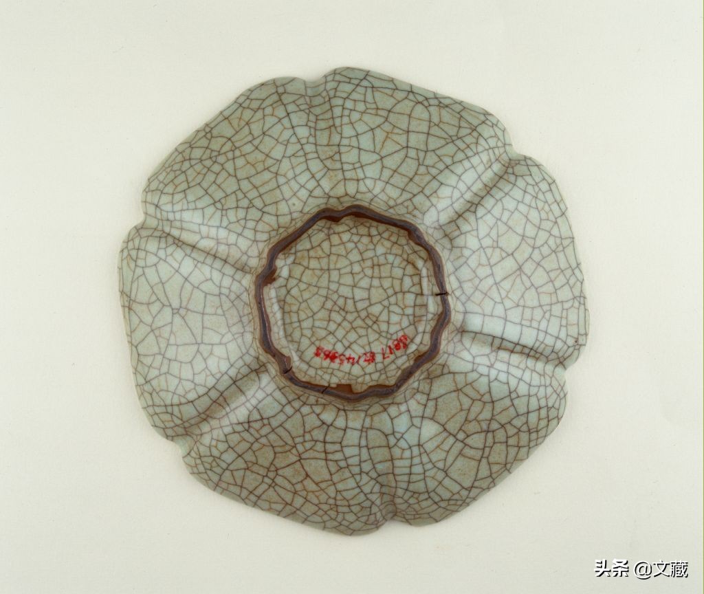 宋代五大名窑之龙泉哥窑,传世哥窑龙泉