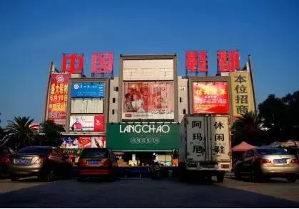 晋江系鞋企大混战,传奇从鼎盛到没落