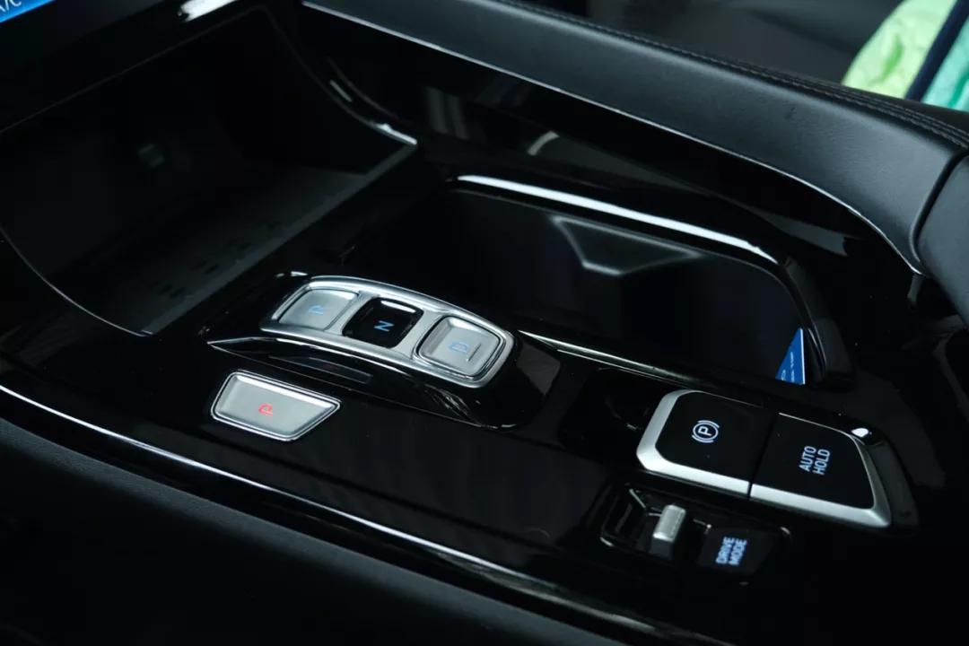 北京现代库斯途2024款落地价,现代库斯途2.0t7座实际油耗