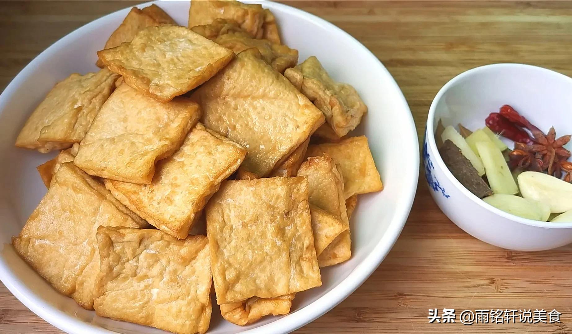 徒手剥鸡蛋壳剩下鸡蛋膜,怎么快速剥熟鸡蛋壳
