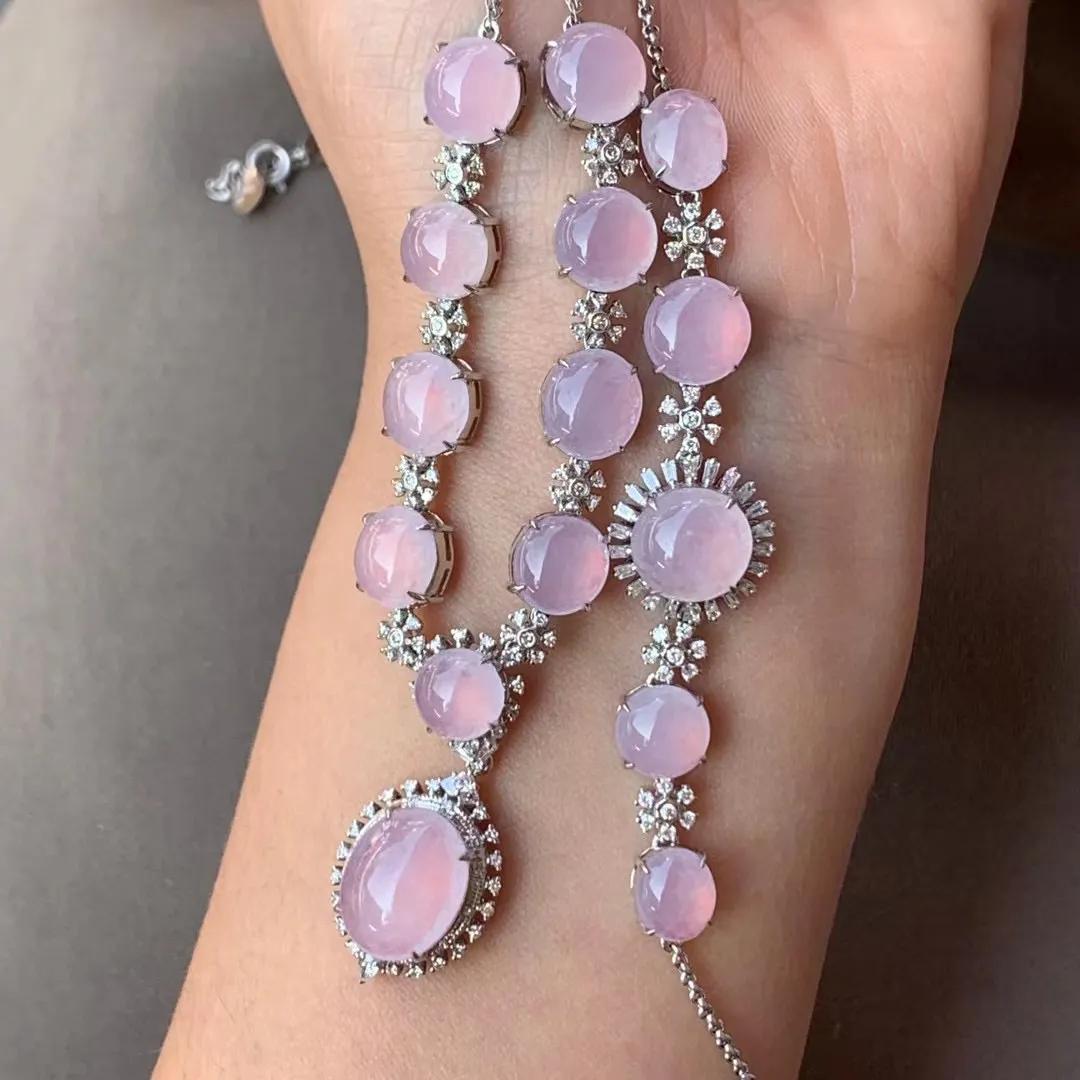 翡翠为什么不给估价,买翡翠回来讲究什么呢