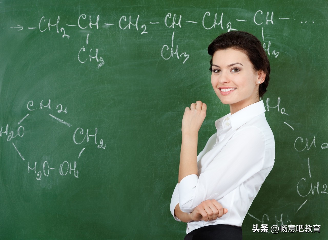 怎么劝孩子面对老师的批评,家长巧妙用老师的批评激励孩子