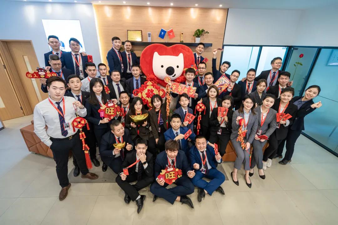 从CA到店东，她带领团队勇夺A+门店，线上成交量稳居第一