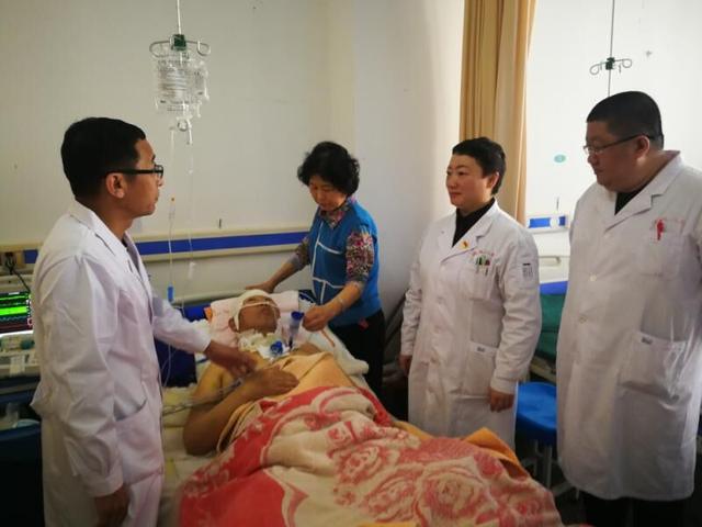 创伤救治中心——沈医二院多学科通力合作又一次成功救治严重车祸多发伤患者