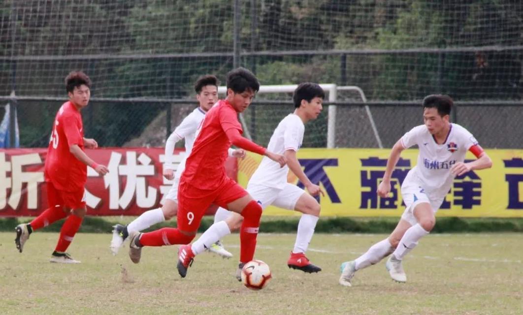 深圳佳兆业vs梅州客家足球队,梅州对深圳佳兆业足球