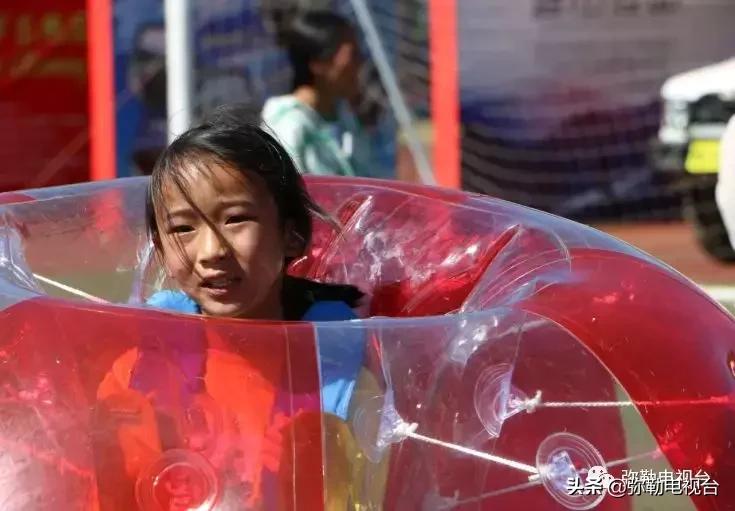 昆明弥勒人山人海,来弥勒玩人山人海