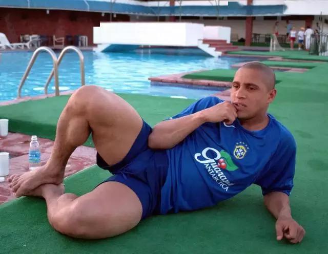 大腿极其强壮的十大足球运动员,足球运动员强壮大腿