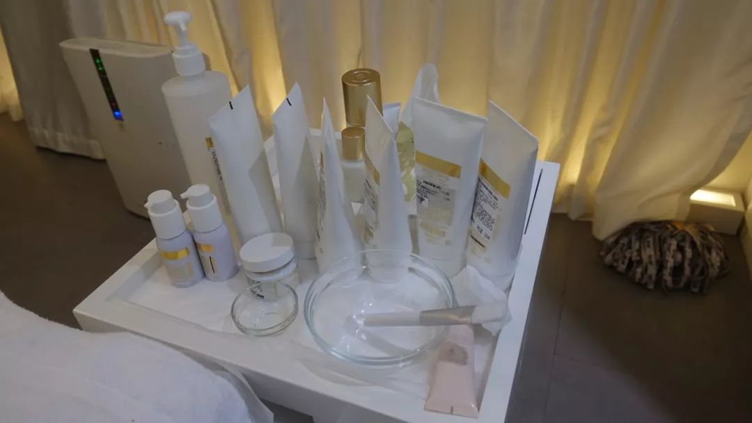 娇兰帝皇蜂姿密集修护面霜,娇兰密集修复