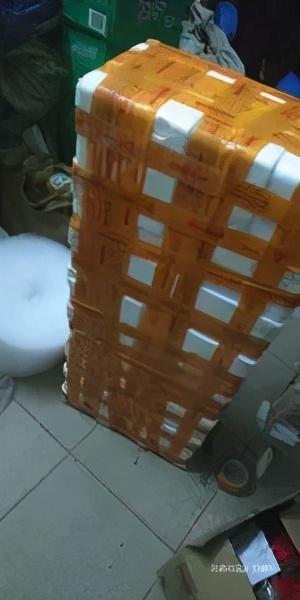 一位乡村教师决定去闲鱼采购电子琴