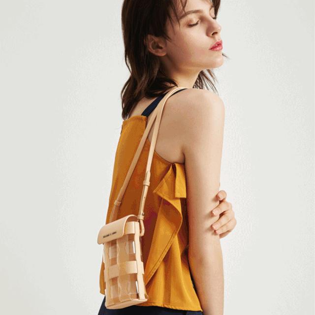 小ck精致女孩的必备,适合女生的ck