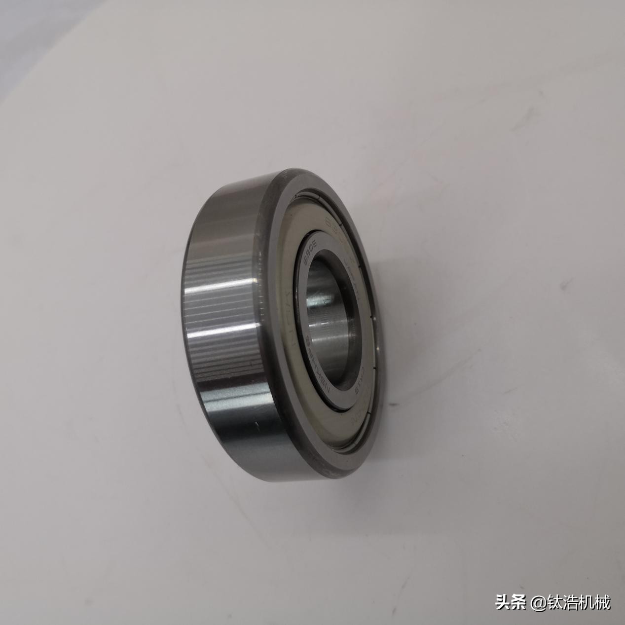 机床主轴轴承特点,机床主轴一般选用什么材料