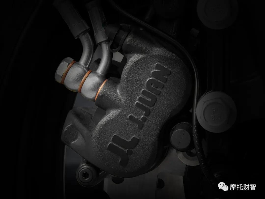 40900/29900元，2020升级款650NK/400NK，增配滑动离合TFT仪表