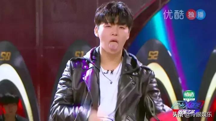 当一个男孩感到恐惧,当一个孩子对另一个孩子产生恐惧