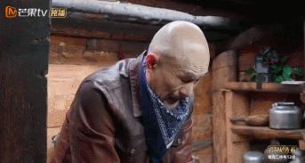 笑到肚子疼的一个完整版的电视剧,笑到肚子都有点疼的综艺