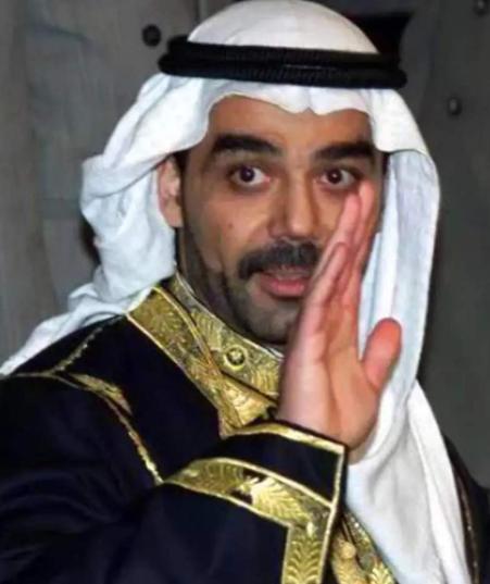 活人喂狮子，沥青路上练足球，萨达姆长子的残暴青出于蓝