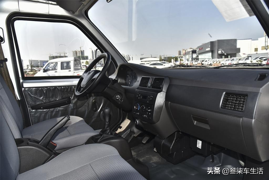 五菱荣光小卡为什么皮实耐造,从哪里看五菱荣光小卡的性能