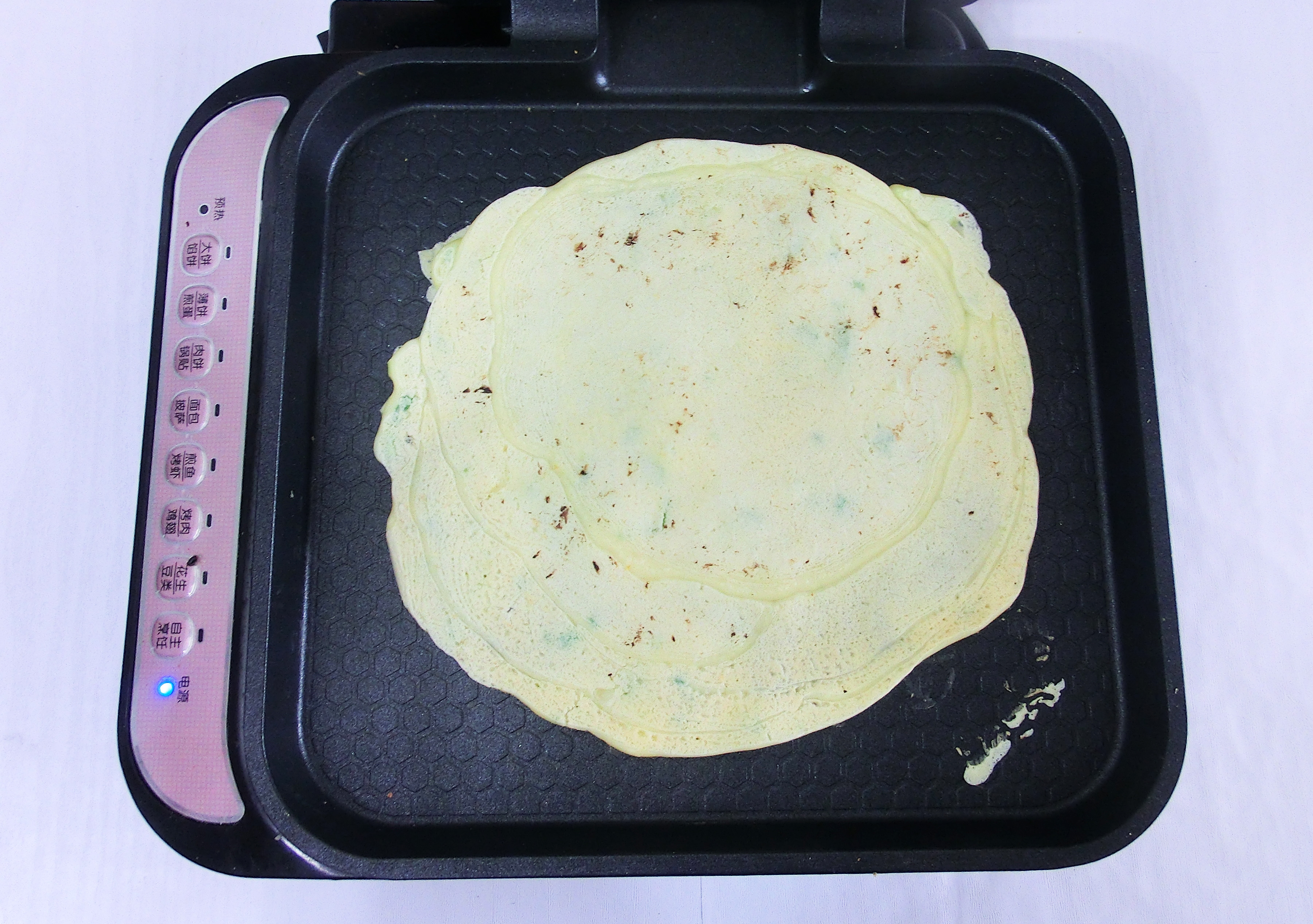 电饼铛做什么食物好吃方便又快捷,家中的电饼铛如何制作出来美食呢