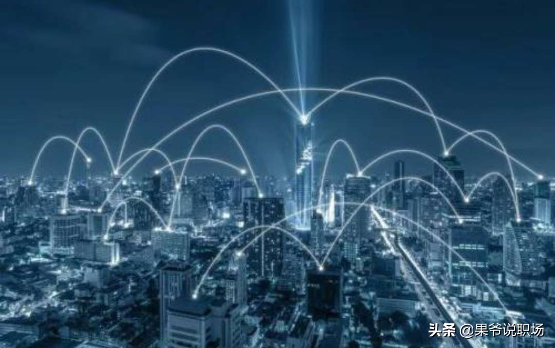 美团再次入局共享充电宝，面对美团上游打劫，共享市场哗然