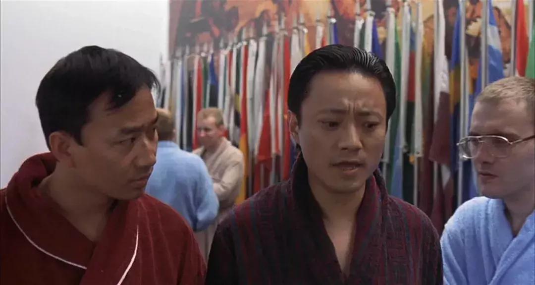 张涵予在娱乐圈的地位,张涵予拍摄听大爷现场唱歌