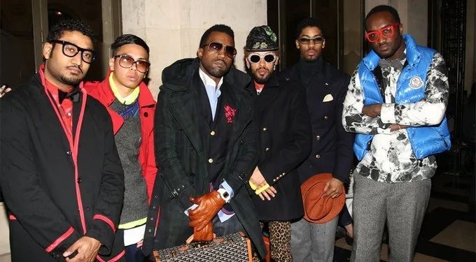 爱抽万宝路的人,爱抽万宝路的都抽什么万宝路